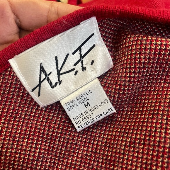 A.K.F Knitted Geometric Print Red and Black Vest - Picture 3 of 7